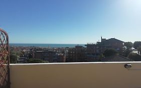 Terrazza Sul Mare In Via Devoto